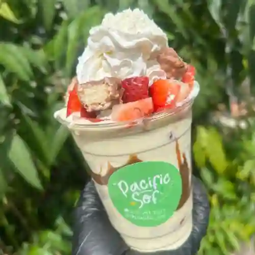 Mega Fresas Toppings 14 Oz