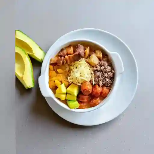 Cazuela Paisa + Bebida