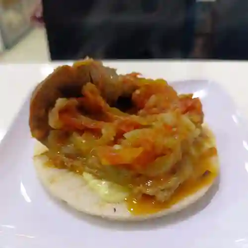 Arepa con Carne en Bisteck