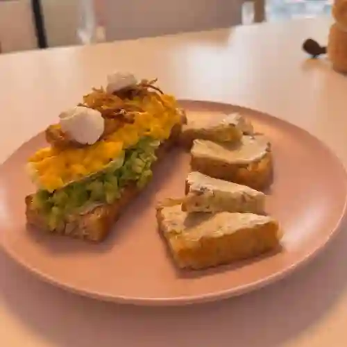 Sanduche Miel Cremosa y Búfala