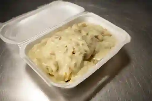 Salchipapa Sencilla Gratinada