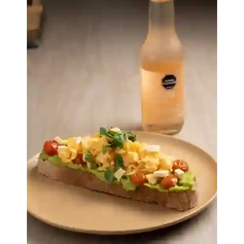 Combo Tostada + Soda Hatsu