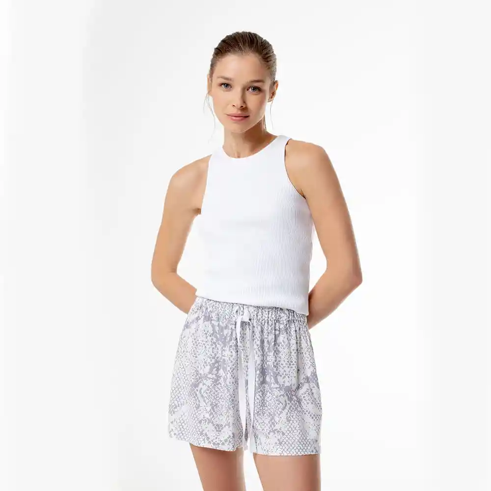 Short Tiro Alto en Tejido Plano Femenino Lilak Gef Talla Xl