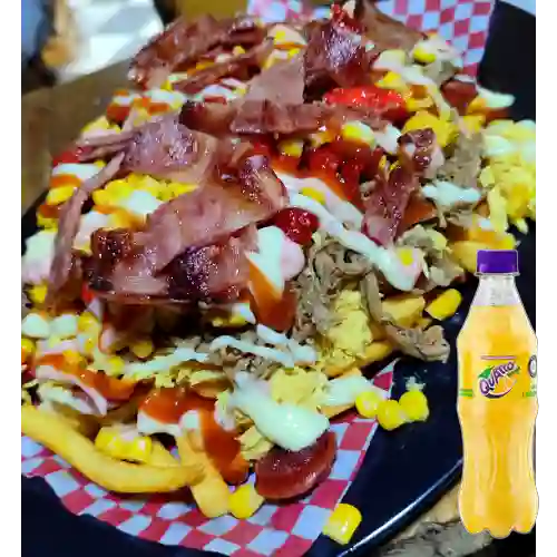 Combo Salchipapa de la Casa + Quatro Original 400ML