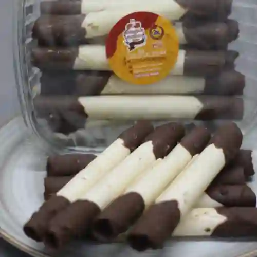 Barquillos con Puntas de Chocolate