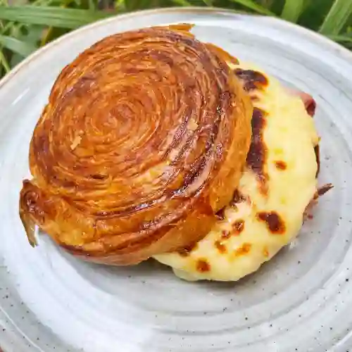 Croissant Roll de Jamón