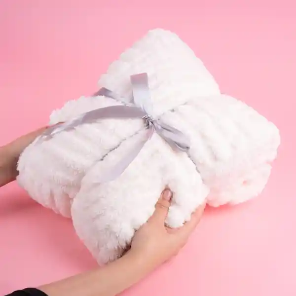 Manta Jacquard Beige Miniso