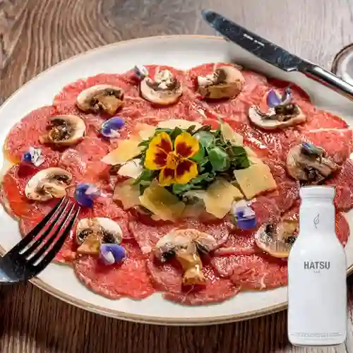 Combo Carpaccio de Res + Te Hatsu Blanco 400 ml