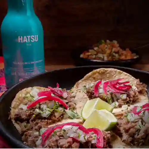 4 Tacos con Carne Al Pastor y Hatsu