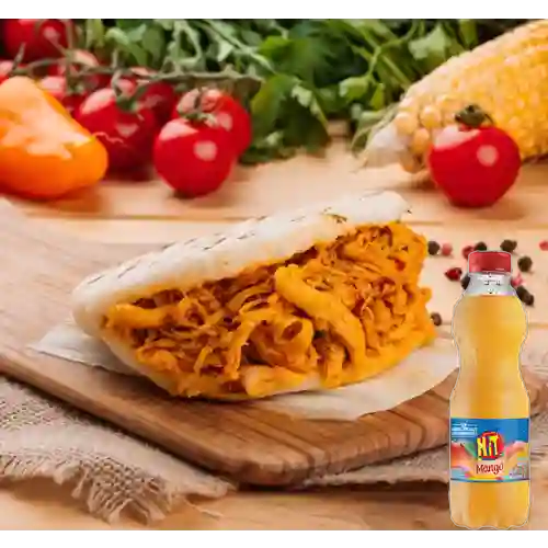 Combo Arepa con Pollo + Hit Mango 500 ml
