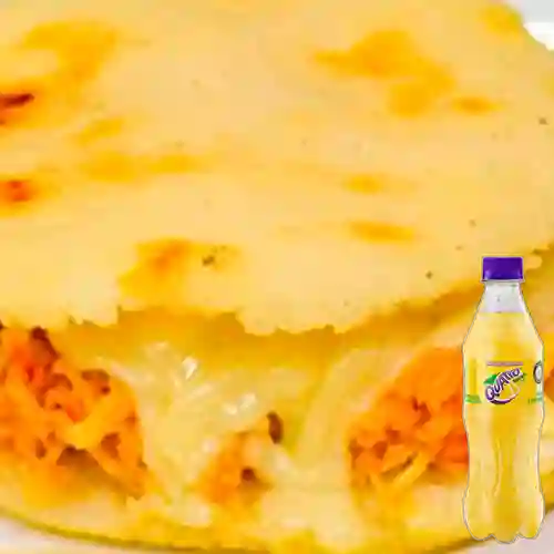 Combo Arepa con Pollo + Quatro Original 400ML