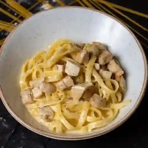 Alfredo con Pollo