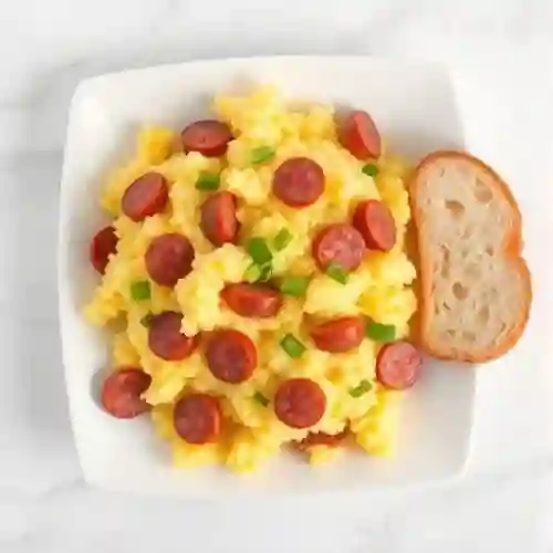 Huevos Revueltos con Salchicha