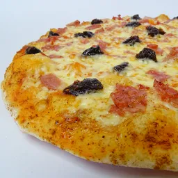 Pizza de Tocineta con Ciruela