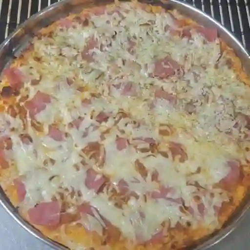 Pizza Tradicional Familiar