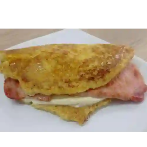 Cachapa con Queso y Chuleta Ahumada