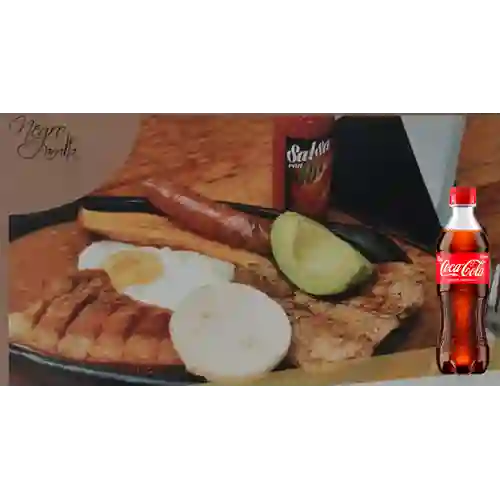 Combo Bandeja Paisa + Coca Cola Original 400 ml