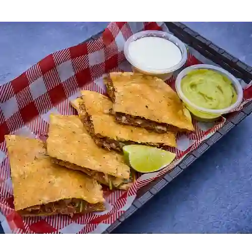 Quesadilla Cochinita