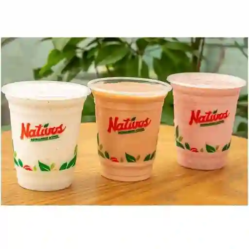 Smoothies con yogurt frutos rojos