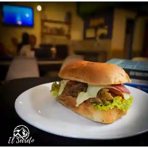 Sándwich de Ropa Vieja