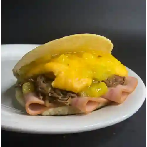 Arepa Hawaiana