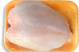 Pechuga de Pollo con Piel y Hueso Bandeja