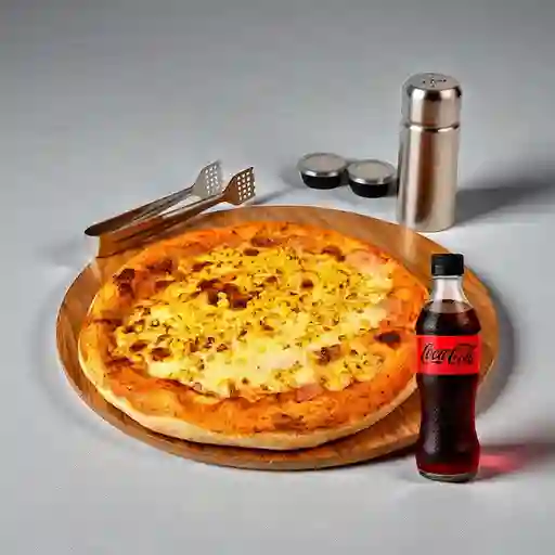 Pizza Mediana Pomodoro Tocineta +Cocacola ZERO 400ml