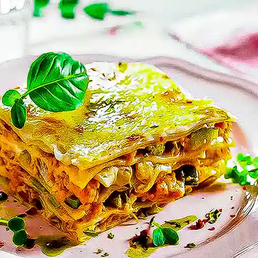 Lasagna Mixta y Bebida