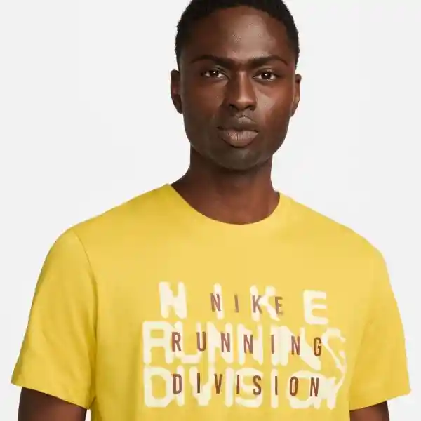 Nike Camiseta Dri-Fit Tee Run Division Amarillo Hombre Talla S