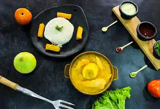 Combo Medio Ajiaco con Pollo