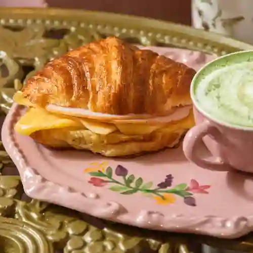 Croissant con Queso Emmental