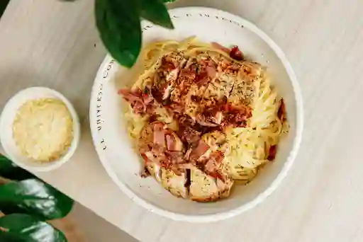 Pasta Carbonara con Pollo
