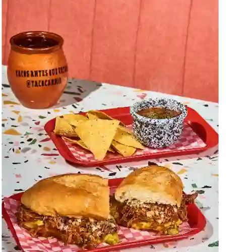 Torta de Birria en Combo