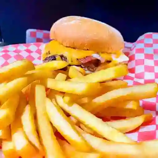 Hamburguesa 3 Quesos y Papa