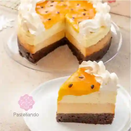 Porcion Chocoflan de Maracuya
