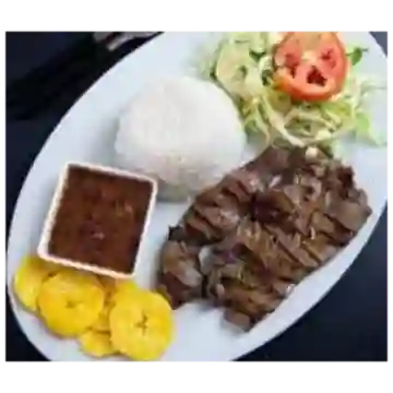 Menu Del Día con Carne de Res.