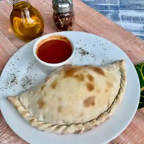 la Italianísima Calzone