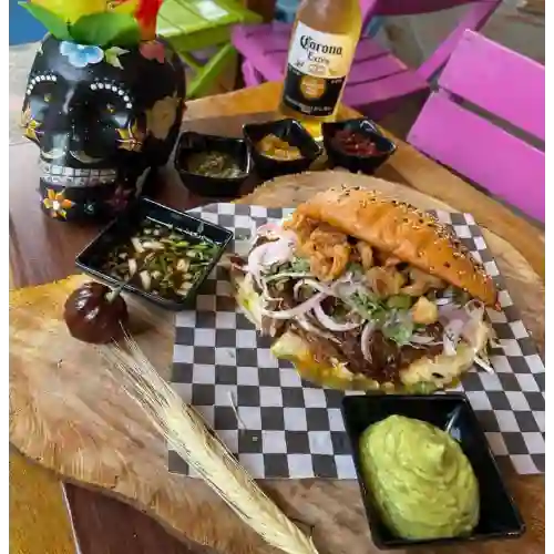 Torta de Birria