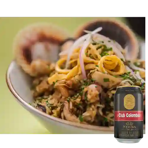 Combo Arroz Chaufa Mariscos + Club Cola Negra Lata 330ml