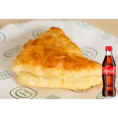 Combo Pastel de Pollo + Coca Cola Original 300ML