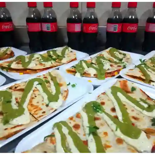 2X1 en Quesadillas + 2 Coca-cola 250Ml