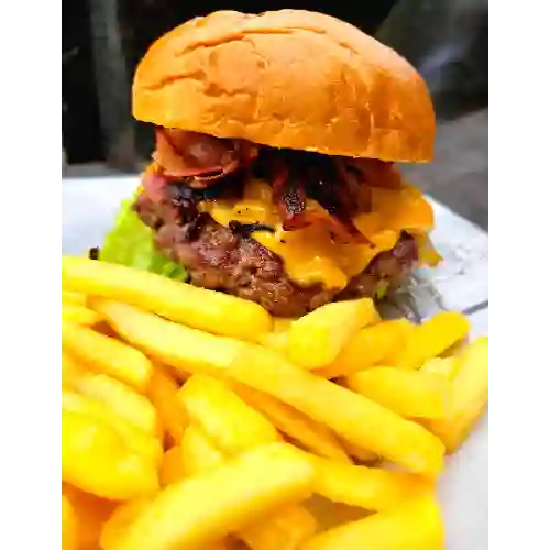 Hamburguesa Clásica Gordos Inc + Papas