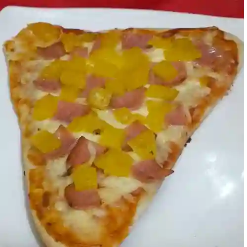 Porcion de Pizza Hawaiana