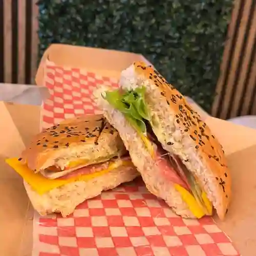 Sandwich de Madurados