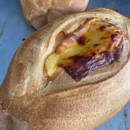 Pan 3 Quesos