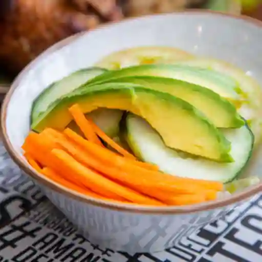 Ensalada Clásica Grande