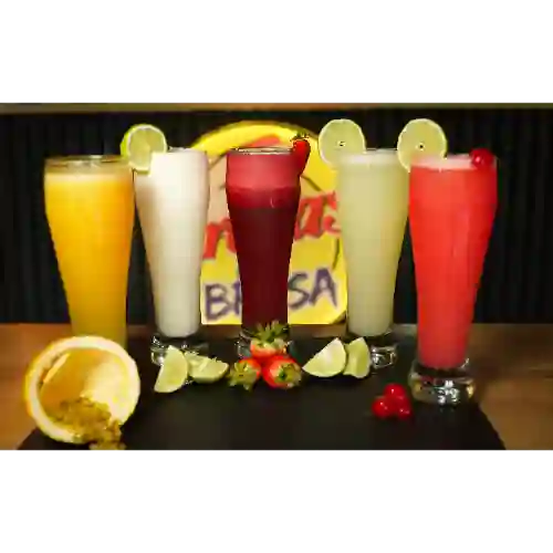 Jugos en Agua Frutos Rojos