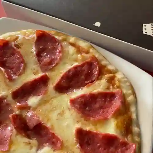 Pizza Salami Mediana