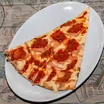 Pizza la Boloñesa