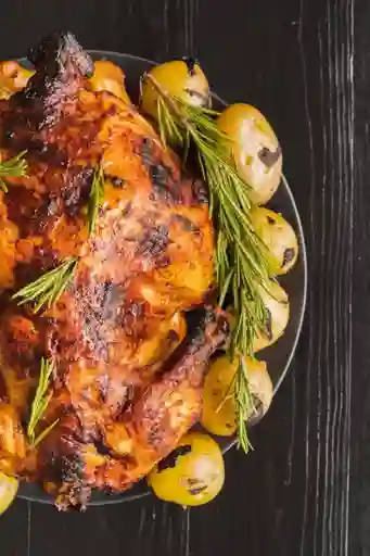 1 Pollo , Entero Arepas